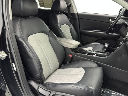 Used 2019 Kia Optima EX image 35