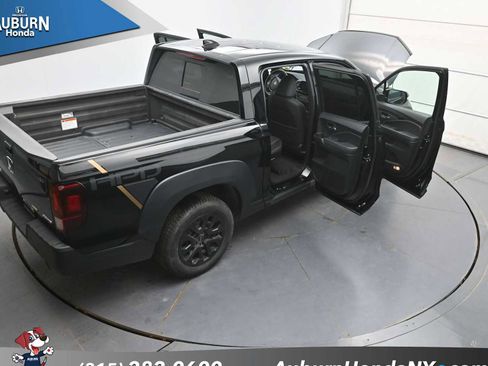 Used 2023 Honda Ridgeline Black Edition image 35