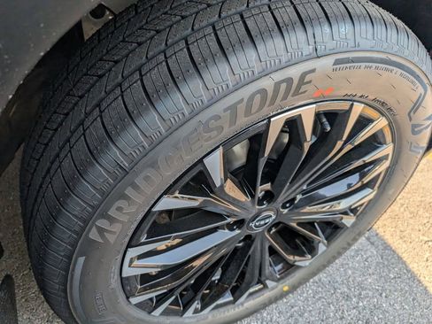 New 2026 Nissan Rogue SV FWD image 9
