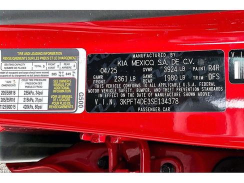 Used 2025 Kia K4 LXS image 31