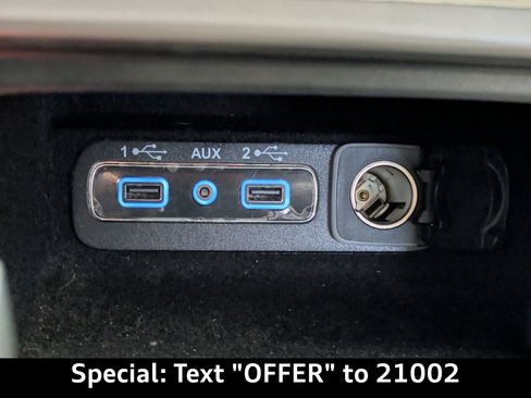 Used 2018 Jeep Grand Cherokee Limited image 22