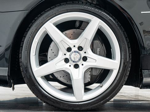 Used 2016 Mercedes-Benz SL 550 image 10