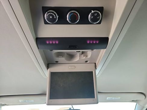 Used 2017 Dodge Grand Caravan SE w/ Power Window Group FWD image 31