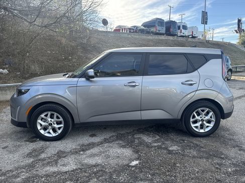 Used 2024 Kia Soul S image 6