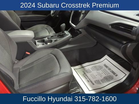 Used 2024 Subaru Crosstrek 2.0i Premium image 18