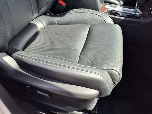 Used 2023 Subaru Ascent Touring AWD/4WD image 19
