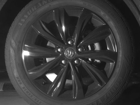Certified 2026 Buick Envista Sport Touring w/ Convenience I Package FWD image 13