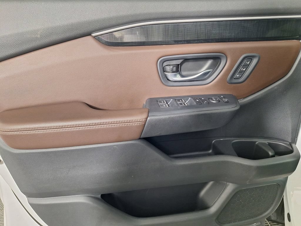 Used 2024 Honda Pilot Elite image 32