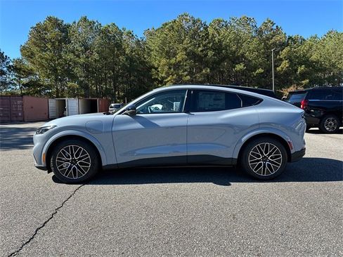 New 2025 Ford Mustang Mach-E Premium image 4