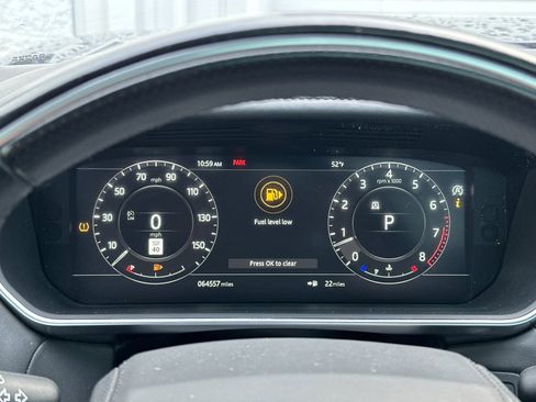 Used 2018 Land Rover Range Rover Sport HSE Dynamic image 25