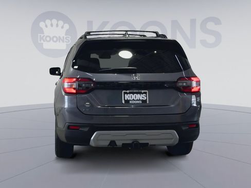 Used 2023 Honda Pilot EX-L image 10