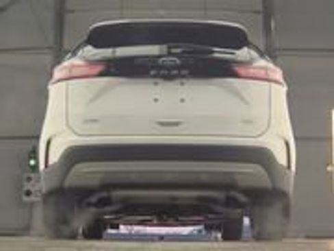 Used 2022 Ford Edge SEL w/ Convenience Package image 7