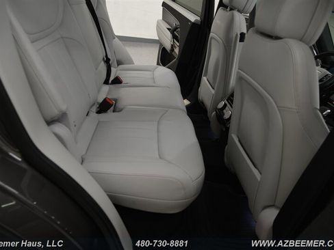 Used 2024 Land Rover Range Rover Sport SE image 24