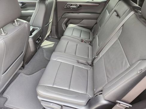 Used 2025 Chevrolet Tahoe LT image 24