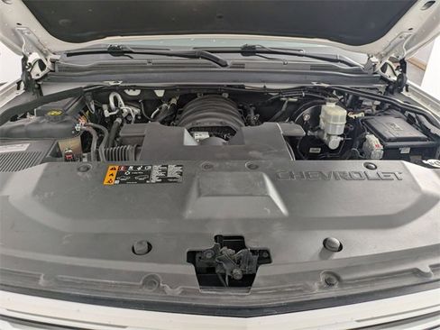 Used 2019 Chevrolet Suburban Premier w/ Premier Plus Edition image 45