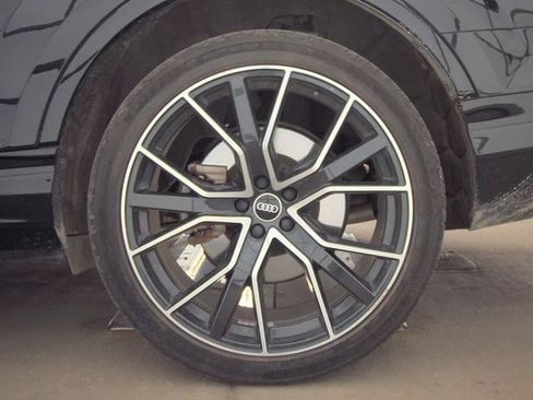 Used 2021 Audi Q7 3.0T Prestige image 22