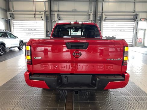 Used 2023 Nissan Frontier PRO-4X w/ Pro Convenience Package image 12