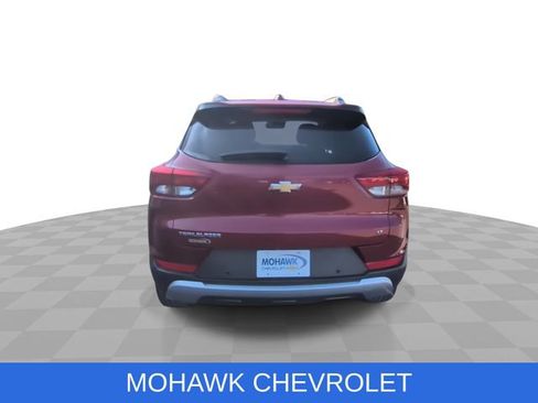 Certified 2021 Chevrolet TrailBlazer LT w/ Convenience Package FWD image 7