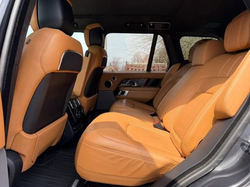 Used 2020 Land Rover Range Rover Autobiography image 19