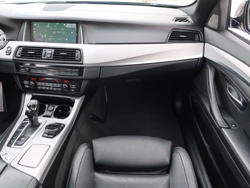 Used 2016 BMW 550i Sedan RWD image 15