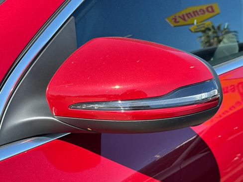 Used 2021 Mercedes-Benz GLA 250 4MATIC image 9