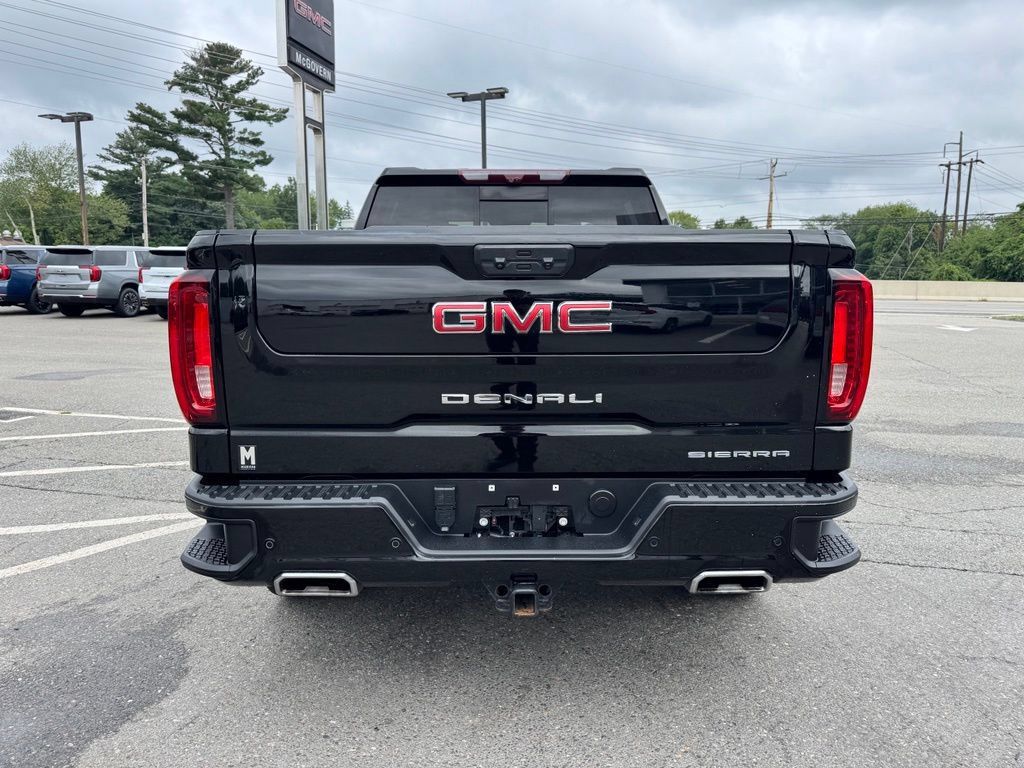 Used 2024 GMC Sierra 1500 Denali w/ Technology Package AWD/4WD image 5