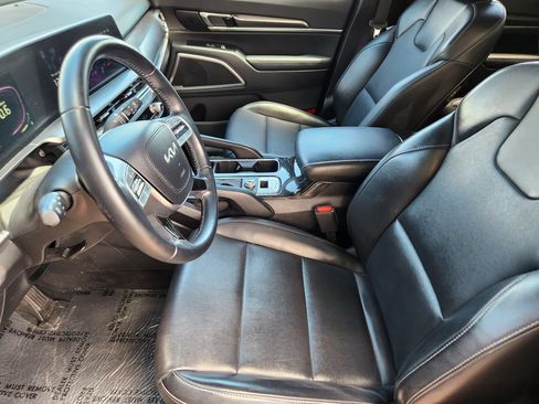 Used 2024 Kia Telluride S w/ S Sunroof Package AWD/4WD image 4