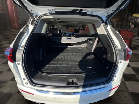 Used 2021 Buick Enclave Avenir w/ Avenir Technology Package image 26