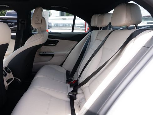 Used 2025 Mercedes-Benz C 300 4MATIC Sedan image 20
