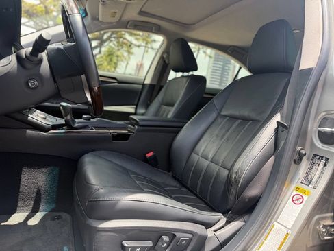Used 2016 Lexus ES 350 FWD image 12