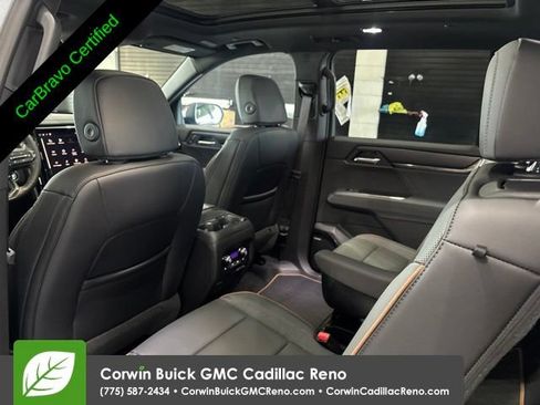 Certified 2025 GMC Acadia AT4 w/ Luxury Package AWD/4WD image 27