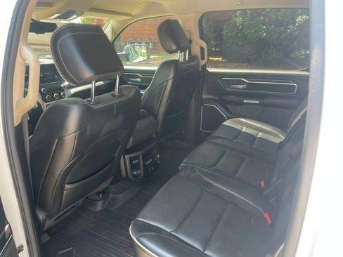 Used 2020 RAM 1500 Laramie AWD/4WD image 12