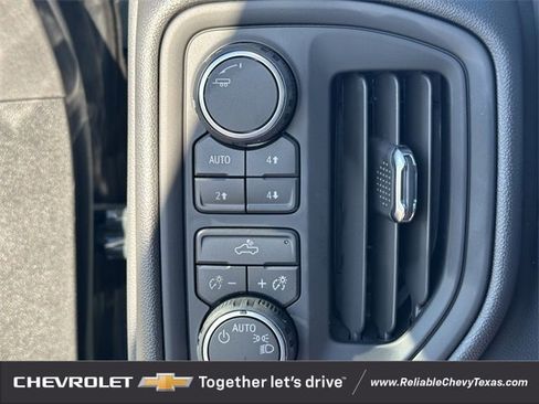 New 2026 Chevrolet Silverado 1500 Custom Trail Boss w/ LPO, Dark Essentials Package image 24