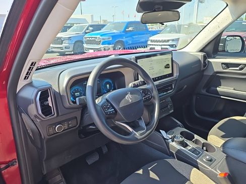 Used 2025 Ford Bronco Sport Big Bend AWD/4WD image 11