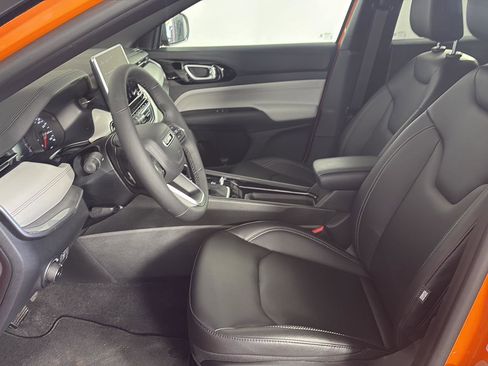New 2026 Jeep Compass Limited AWD/4WD image 10