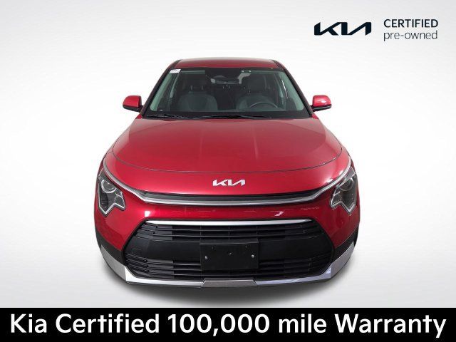 Certified 2025 Kia Niro LX FWD image 3