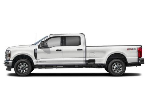 Used 2023 Ford F350 XLT AWD/4WD image 3