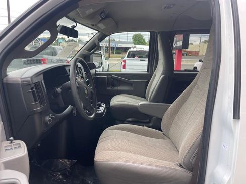 Used 2023 Chevrolet Express 3500 LS image 13