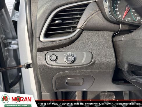 Used 2020 Chevrolet Trax LS image 15