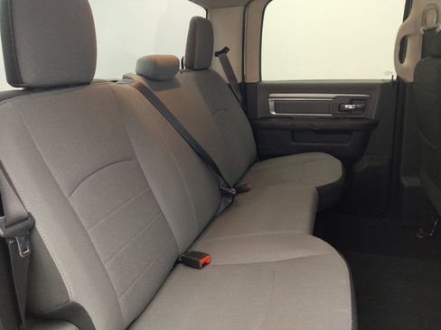 Used 2022 RAM 1500 Classic SLT RWD image 19
