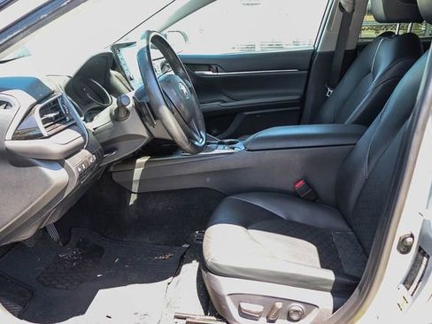 Used 2024 Toyota Camry XSE FWD image 15