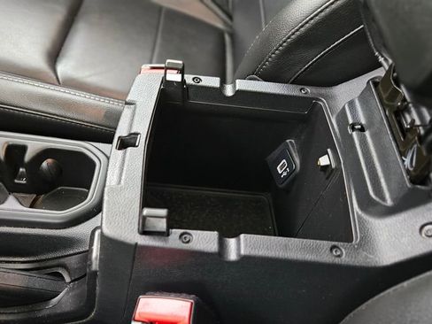 Used 2023 Jeep Wrangler Unlimited Sahara w/ Cold Weather Group image 24