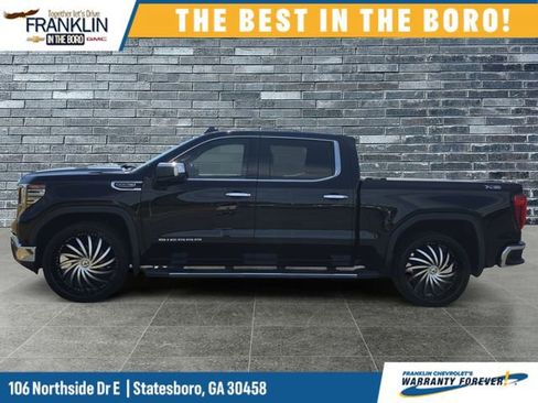 Used 2022 GMC Sierra 1500 SLT w/ SLT Premium Plus Package image 2