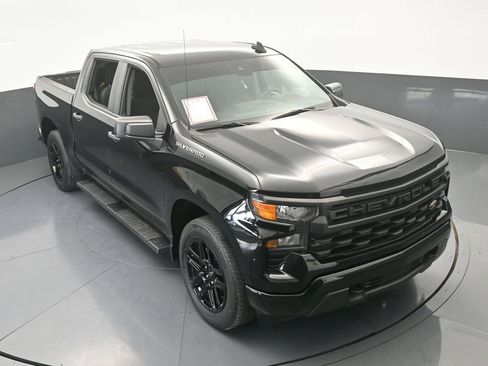 Used 2023 Chevrolet Silverado 1500 Custom image 55