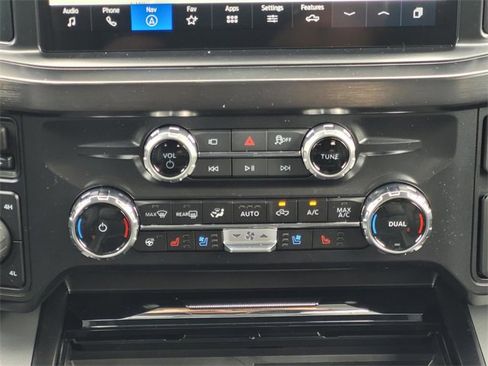 New 2026 Ford F450 Lariat w/ FX4 Off-Road Package image 18