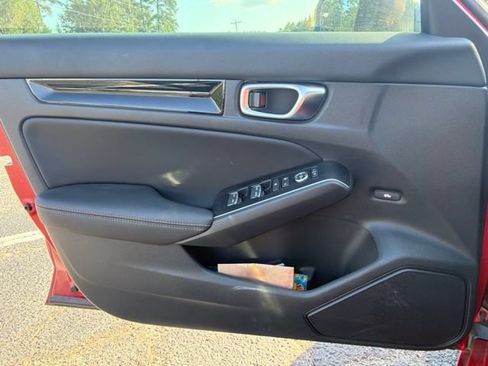 Used 2025 Honda Civic Sport image 18