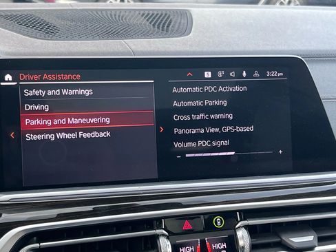 Used 2019 BMW X7 xDrive50i w/ M Sport Package image 16