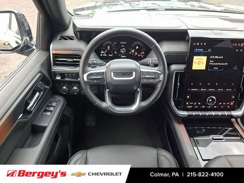 Certified 2025 GMC Yukon XL Denali image 16