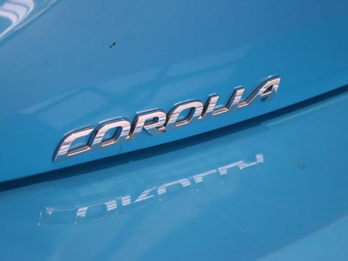 Used 2022 Toyota Corolla SE FWD image 35