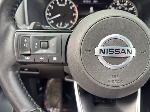 Used 2021 Nissan Rogue SL FWD image 21